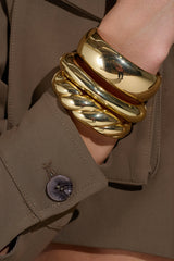 BITE ME GOLD BRACELET SET