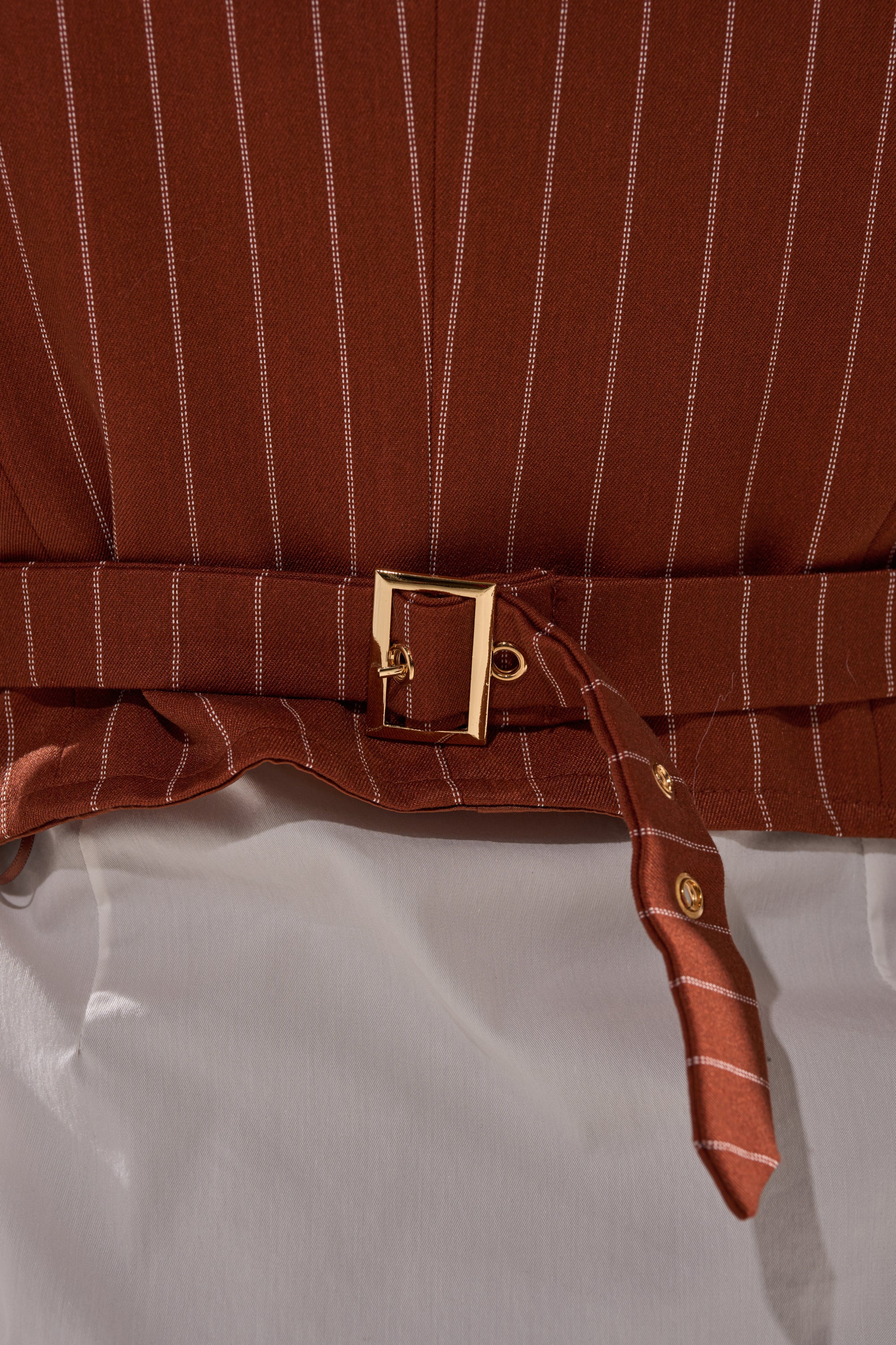 BUSINESS FIRST VEST