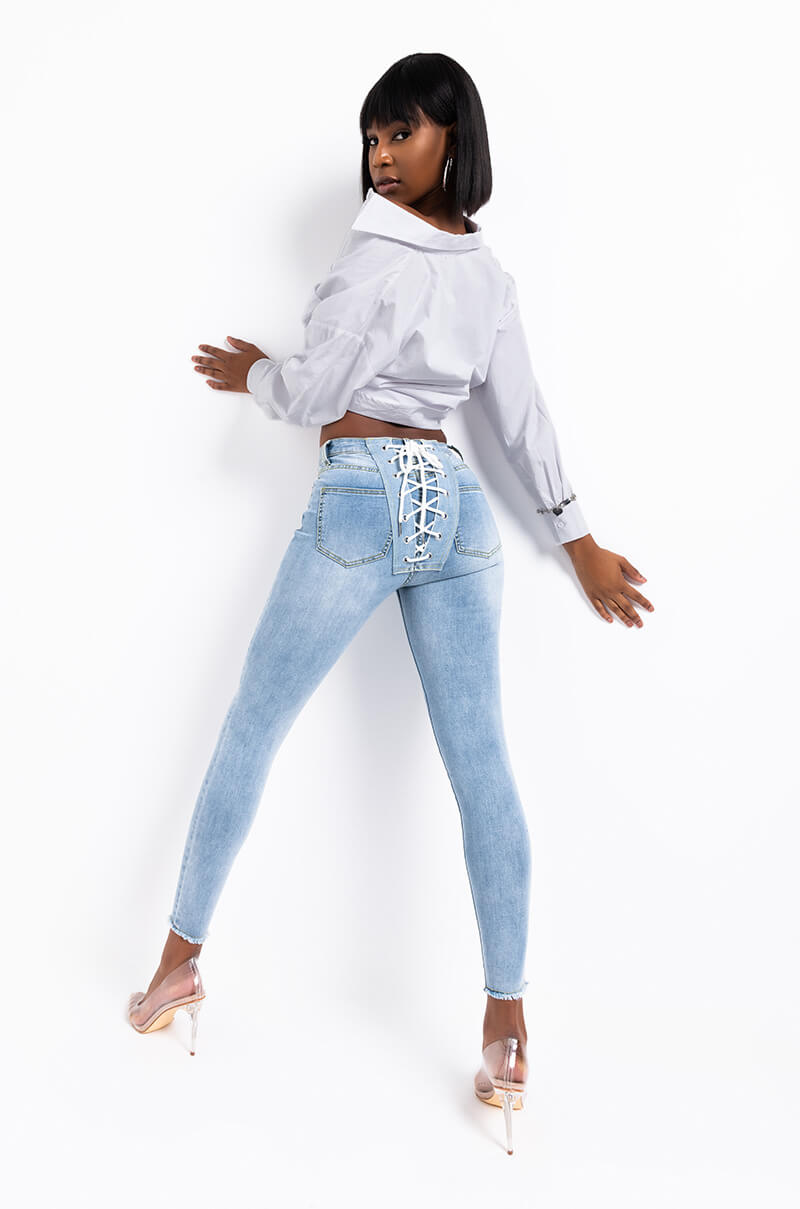 ALL OVER BACK LACE SKINNY JEANS