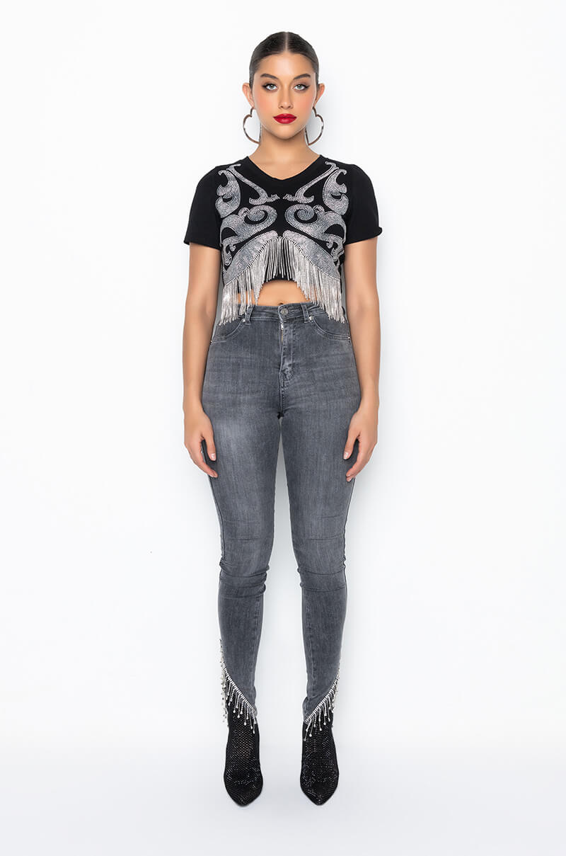 CAUGHT UP IN THE RHYTHM EMBELLISHED TEE