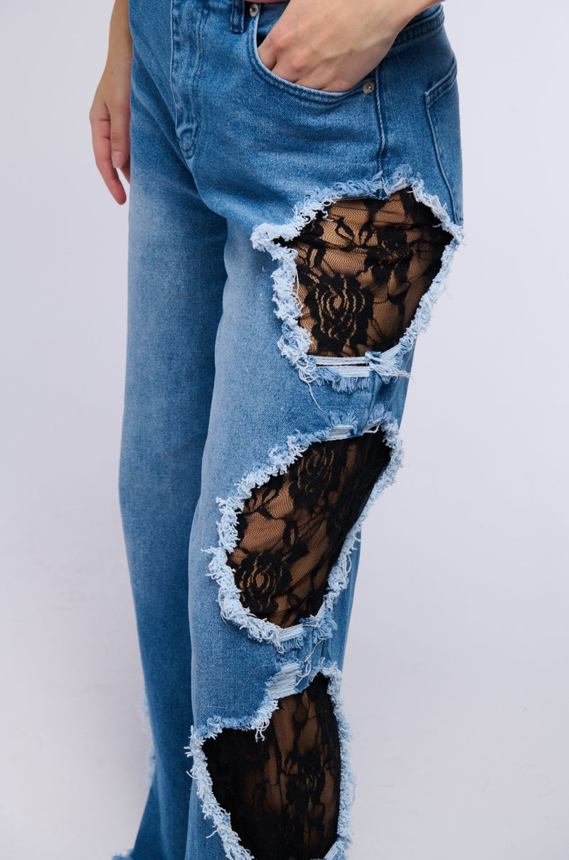 CUT OUT DETAIL WIDE LEG JEAN