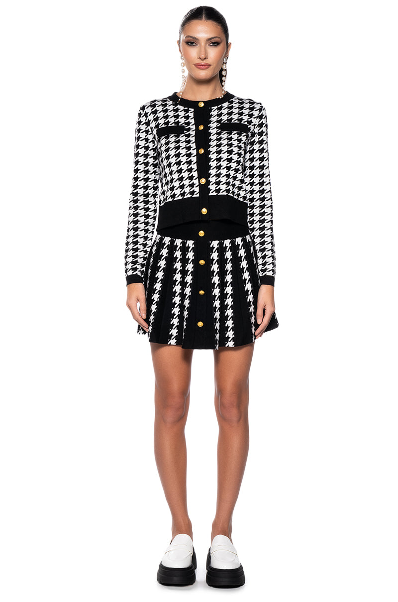 DUTCHESS PLEATED KNIT MINI SKIRT