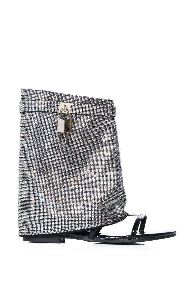 CAPE ROBBIN SHES DIFFERENT RHINESTONE SHEATH SANDAL IN BLACK